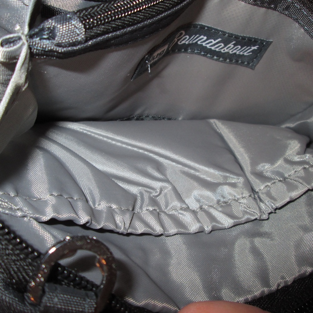 Lug Gray Roundabout Quilted Women's Wallet - Picture 5 of 8